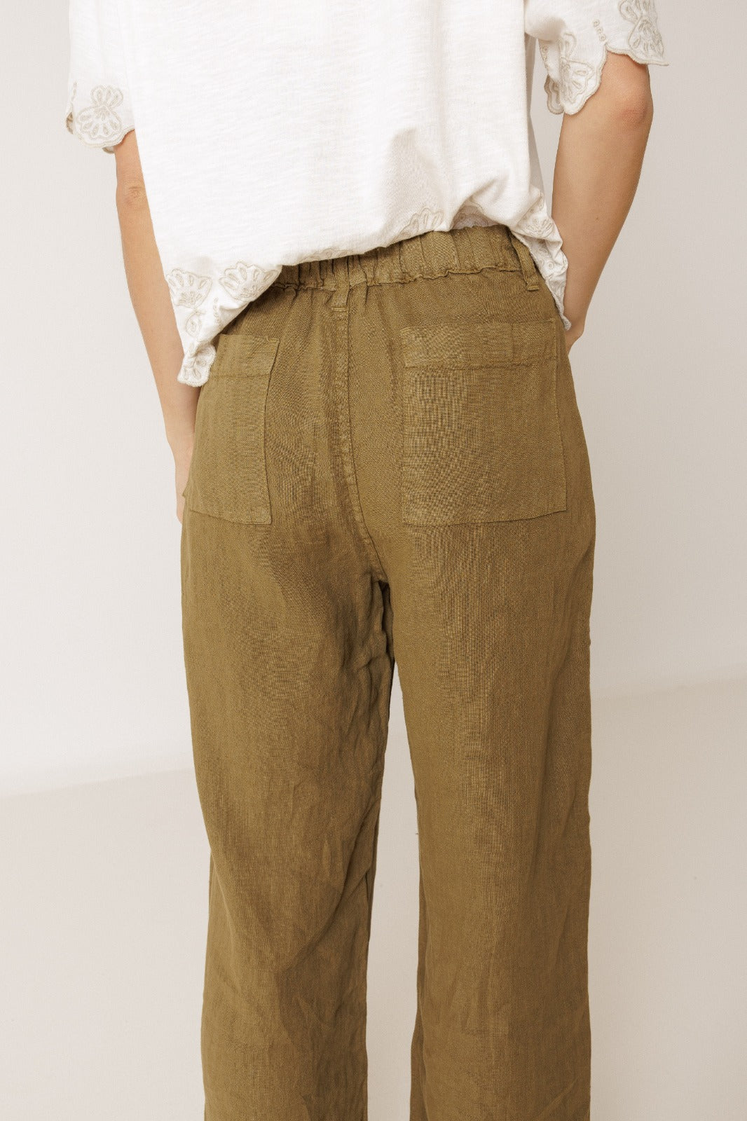 Indi&Cold Pantalón playa kaki