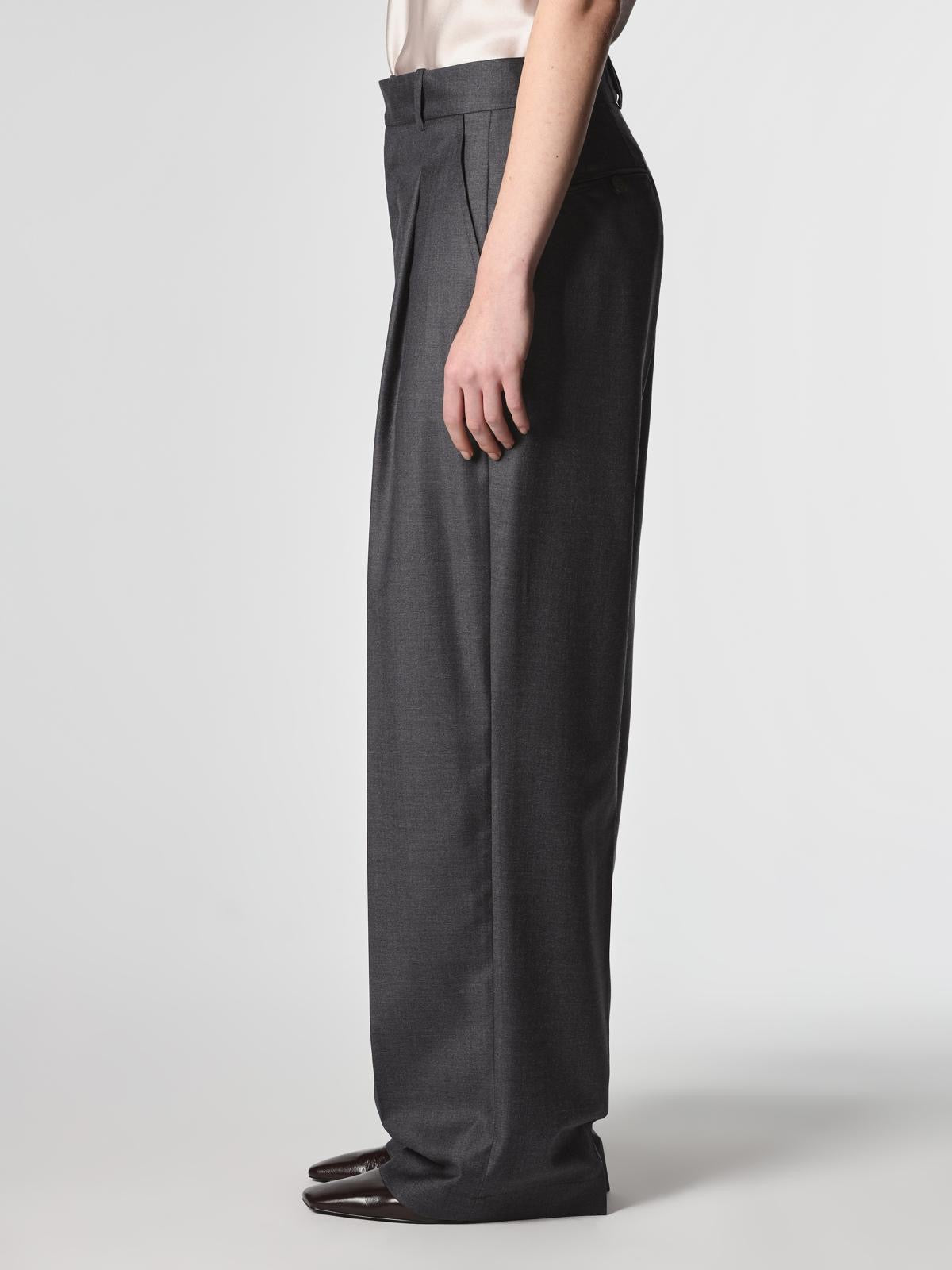 Roberto Collina Pantalón grigio