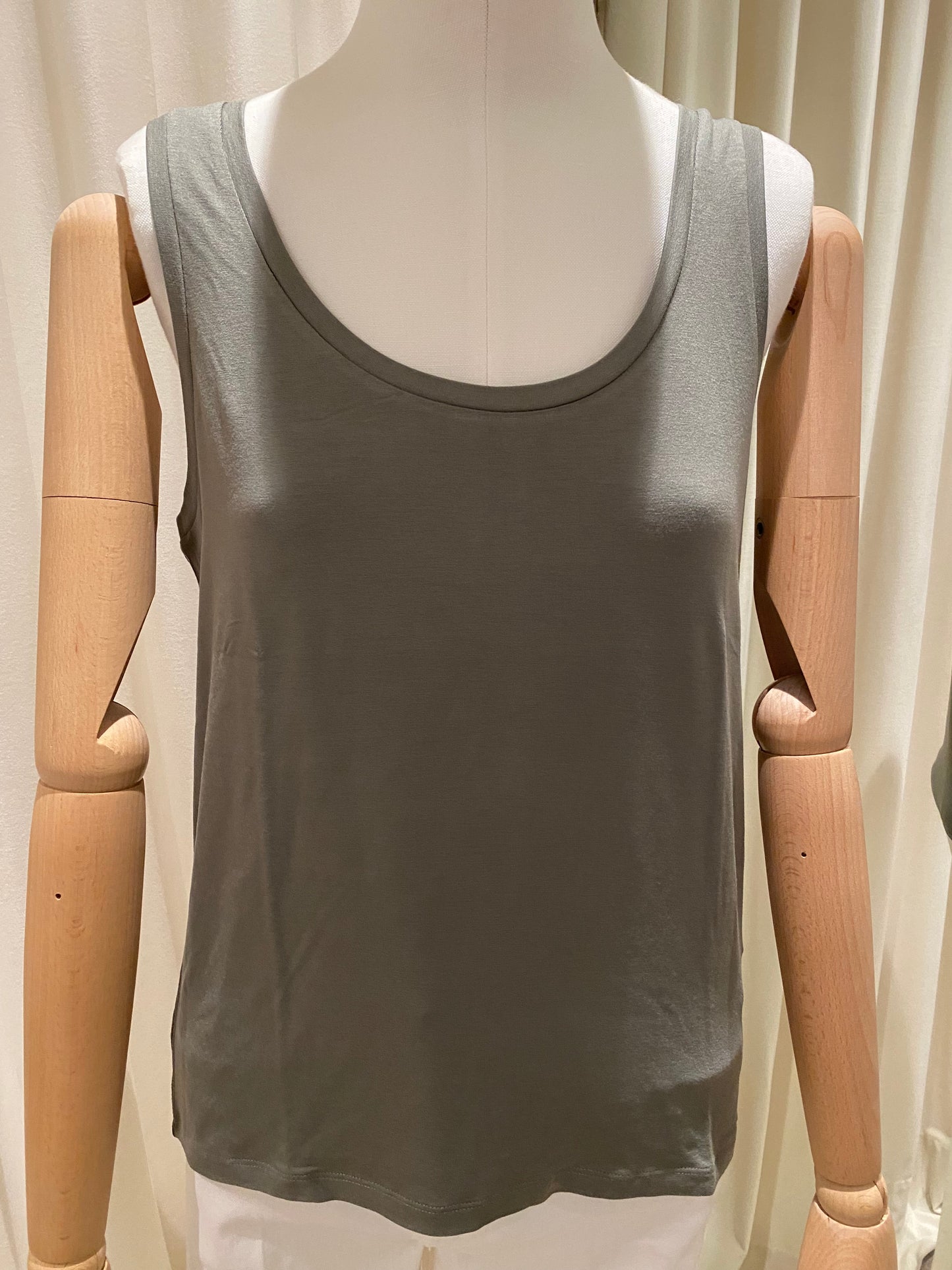 Majestic Camiseta tirantes kaki