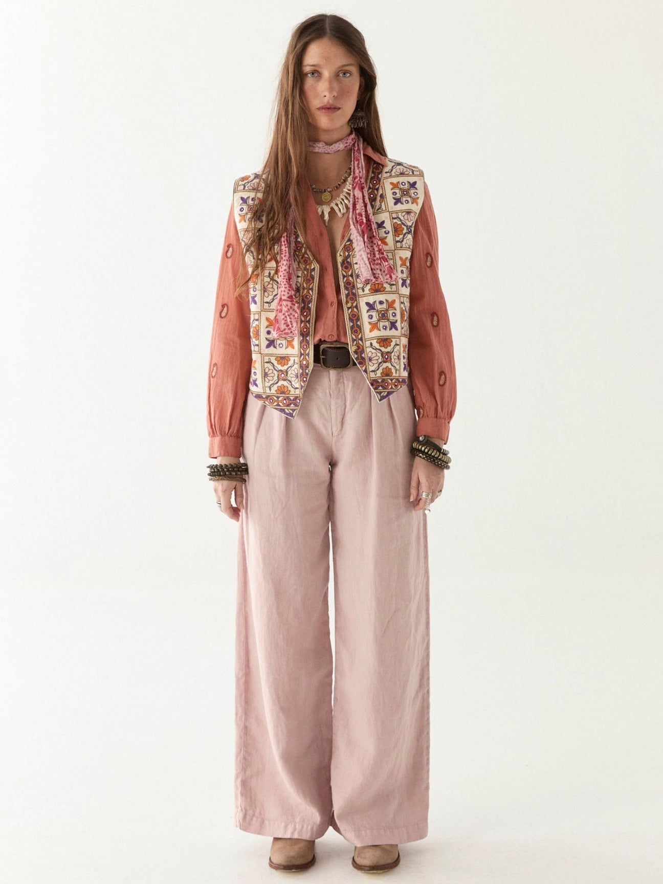 Maison Hotel Blusa Dylan peach