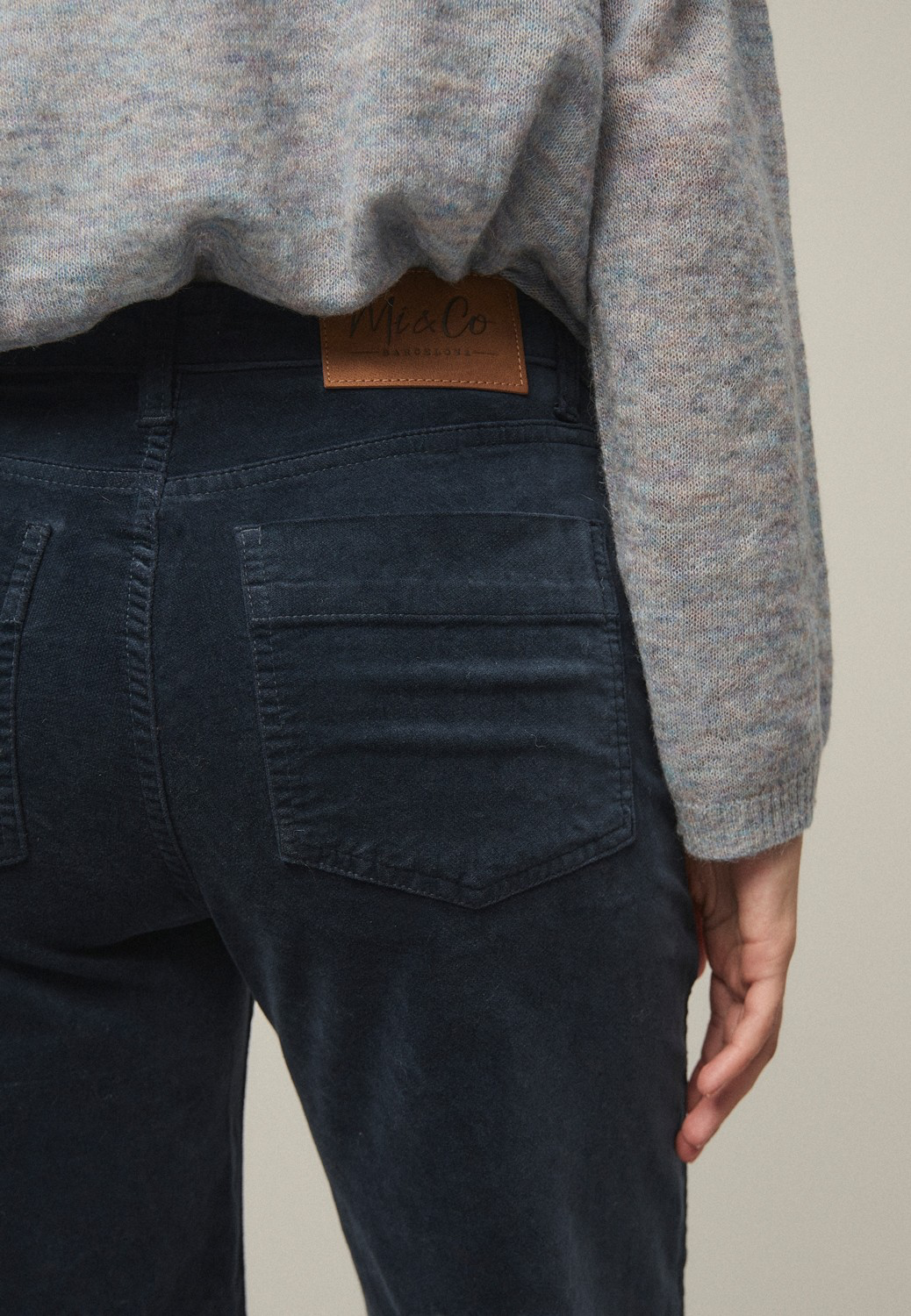 Mi&Co Pantalón velvet azulado