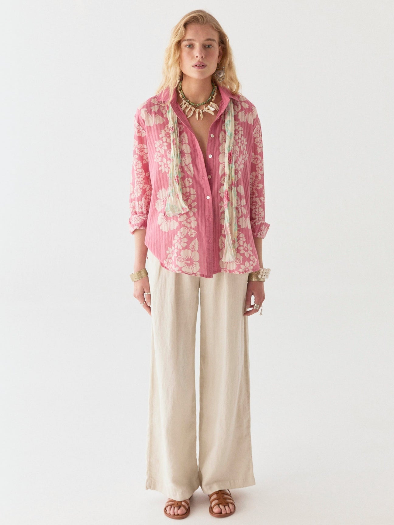 Maison Hotel Blusa Rusty