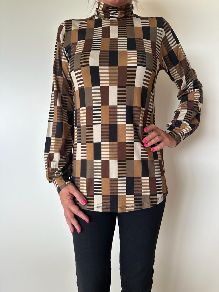Soniae Camiseta cuello alto SE083 Oster - The Class Room