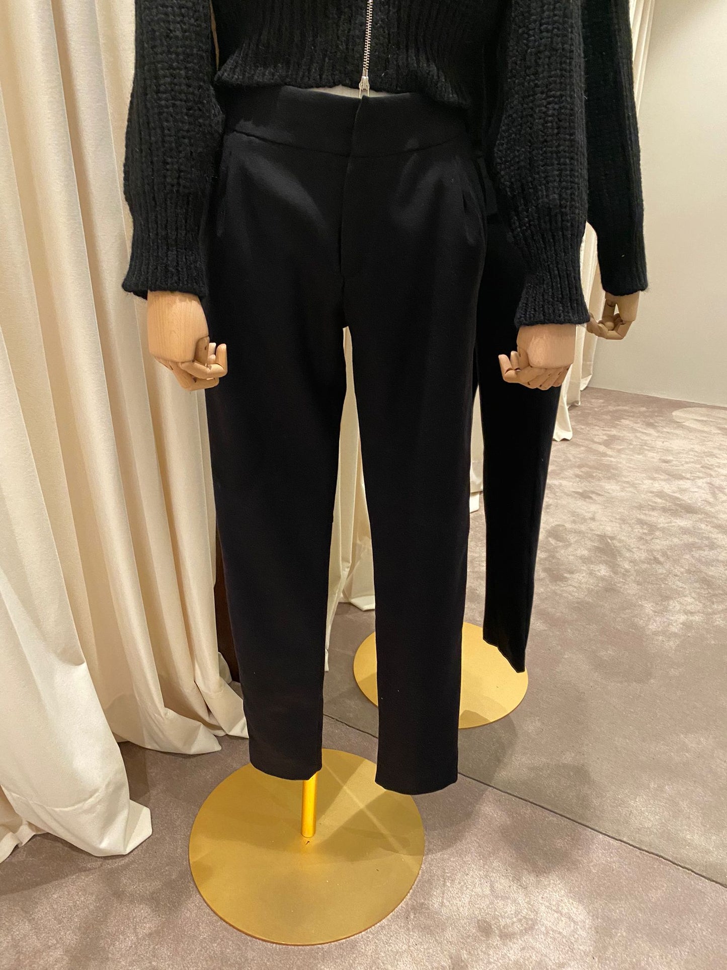 Susanne Bommer Pantalón negro