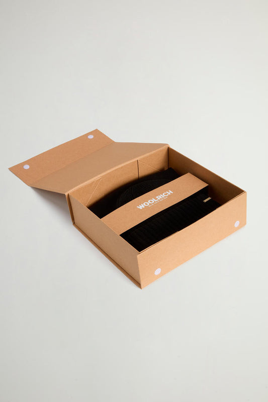 Woolrich juego de Gorro y Bufanda black