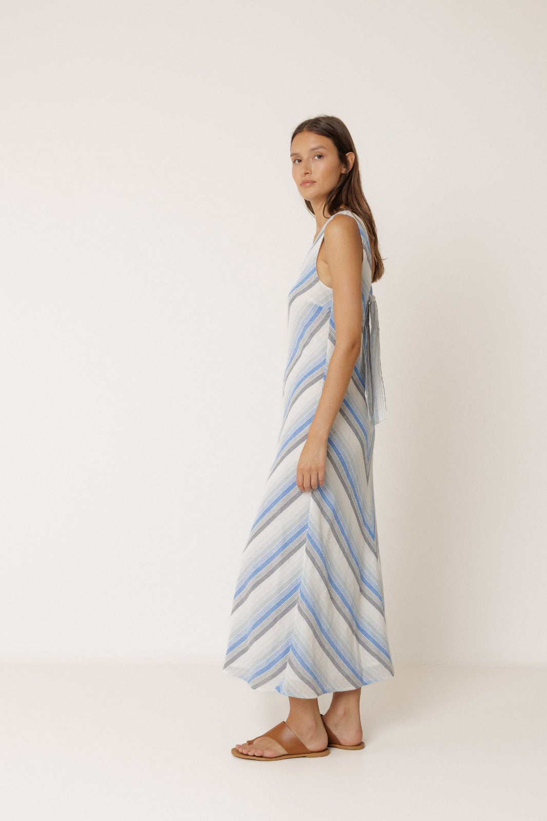 Indi&Cold Vestido pico - The Class Room