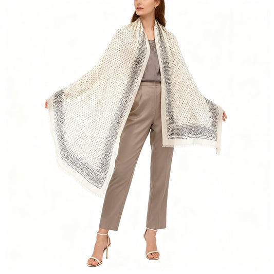 Hartford Foulard dots - The Class Room