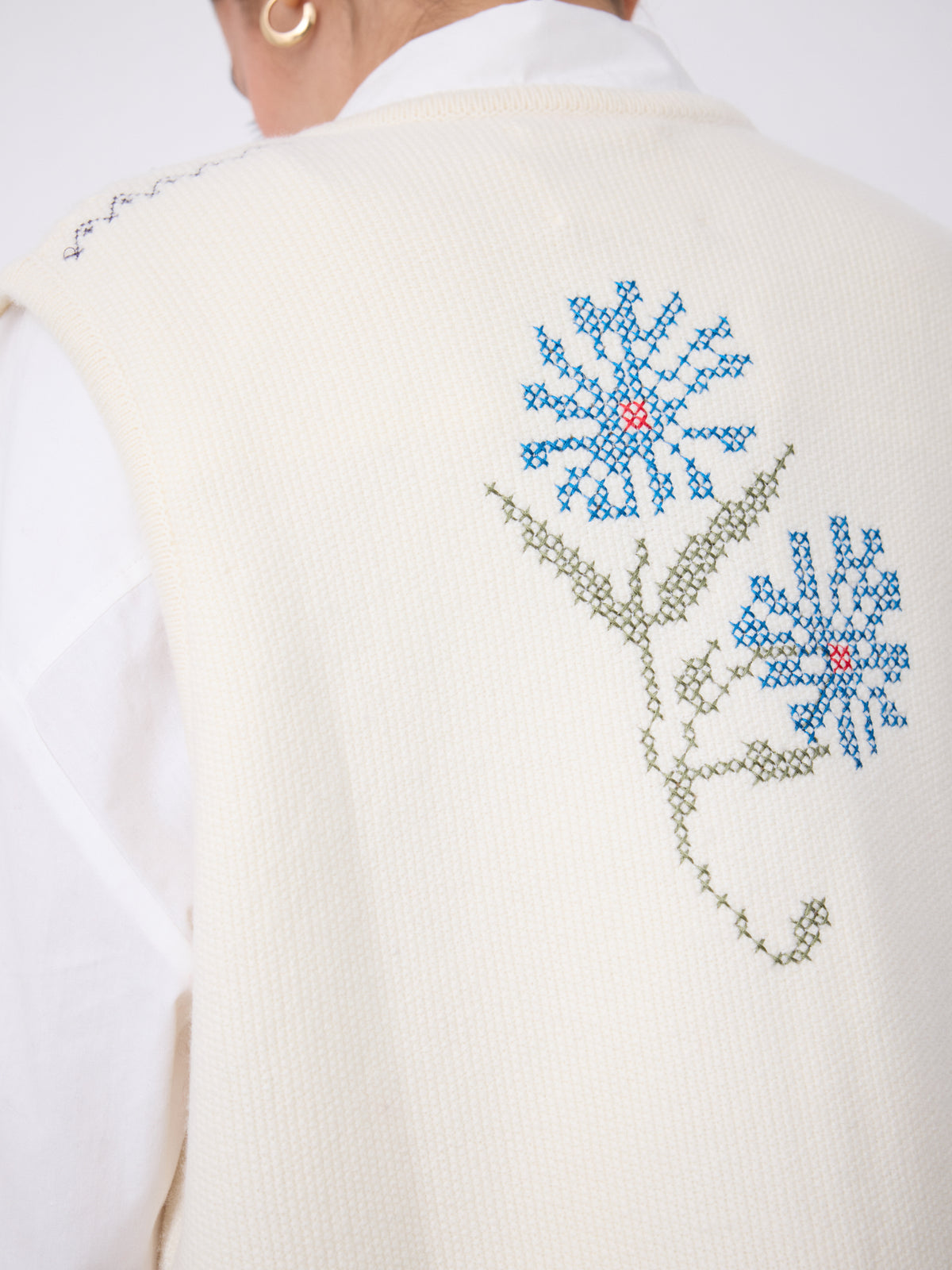 Not Shy Chaleco Lali