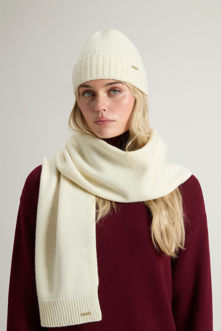 Woolrich juego de Gorro y Bufanda cream