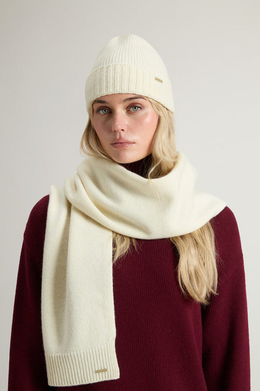 Woolrich juego de Gorro y Bufanda cream