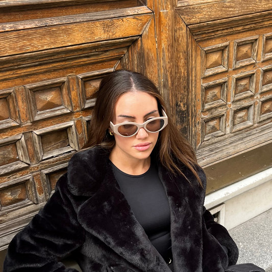 Hanley Gafas Billy nude