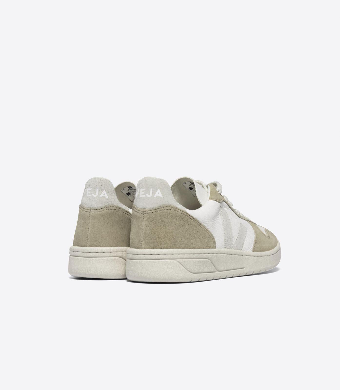 Veja Sneakers V-10 Chromefree leather extra white natural Sahara