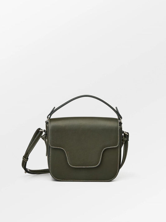 Beck Söndergaard Bolso Glossy Iris leather crossbody