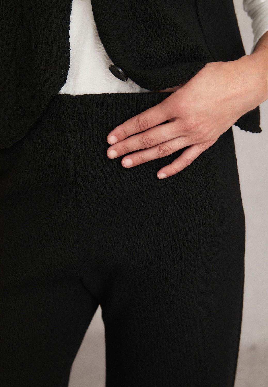 Mi&Co Pantalón goma negro